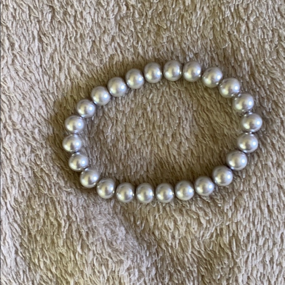 Pearl brackets - Picture 3 of 4
